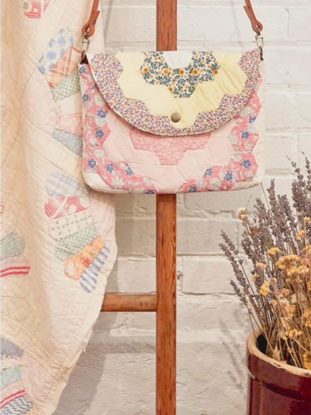 Honeybea Designs Quilted Patchwork Crossbody Bag - Picture 7 of 8